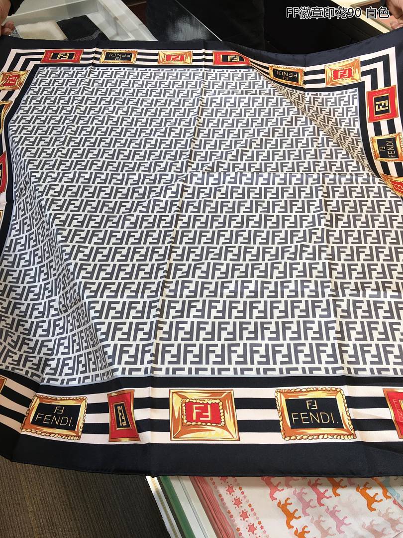 Fendi FF Scarf · SF23699 — תמונה 12