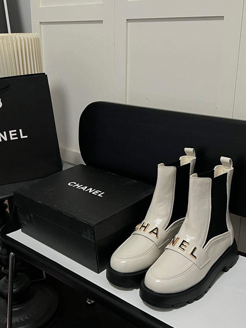Chanel Cap Toe CC Ankle Boots · WC22862 — תמונה 20