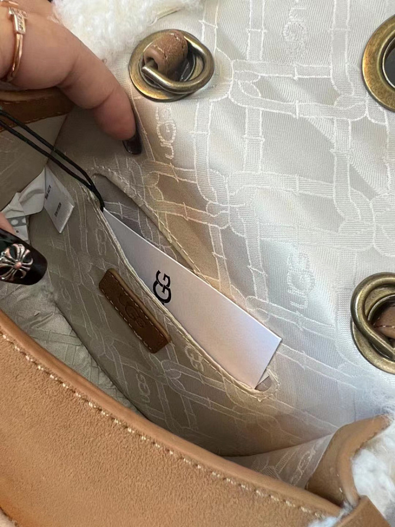 UGG Heritage Crossbody · WU29833 — תמונה 17