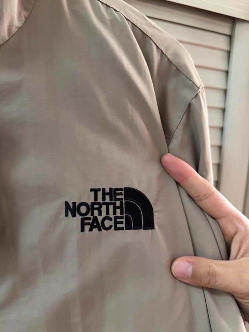 The North Face Ushba Track Jacket · LT1415 — תמונה 10