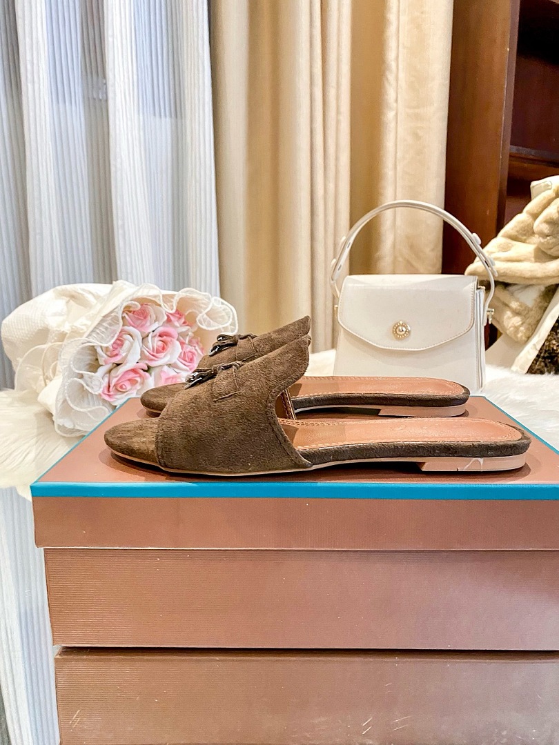 Loro Piana Summer Charms · WP95250 — תמונה 32