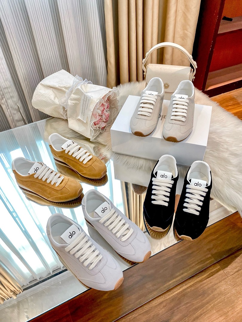 ALO Yoga Sunset Sneaker · WA45809 — תמונה 19