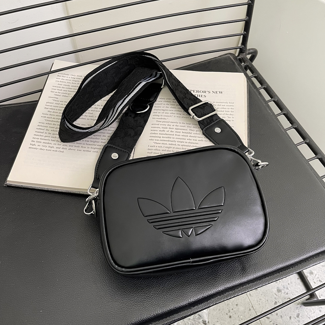Adidas Mini Airliner · EA0673 — תמונה 23