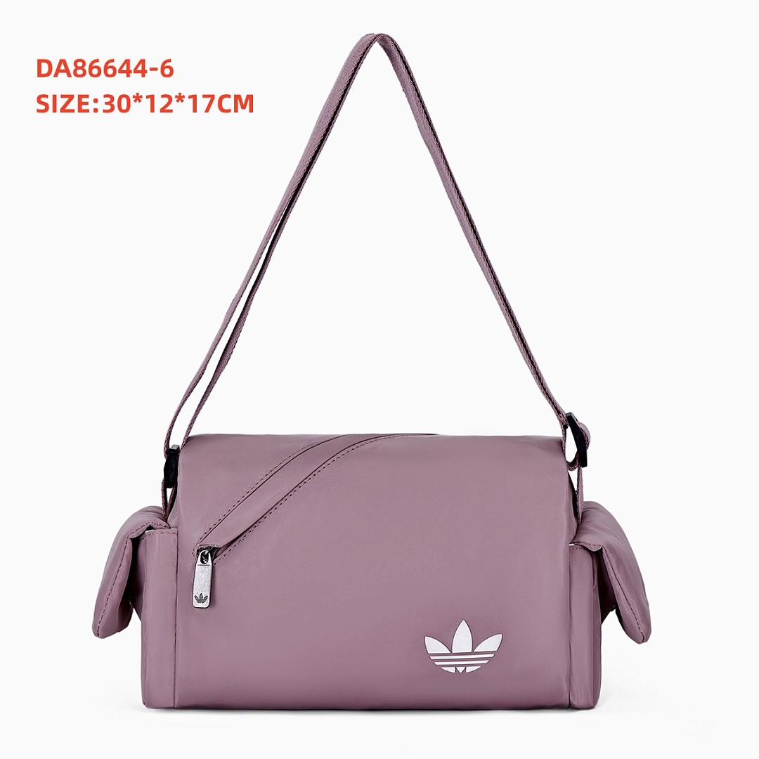 Adidas Adicolor Messenger Bag · DA86644 — תמונה 2
