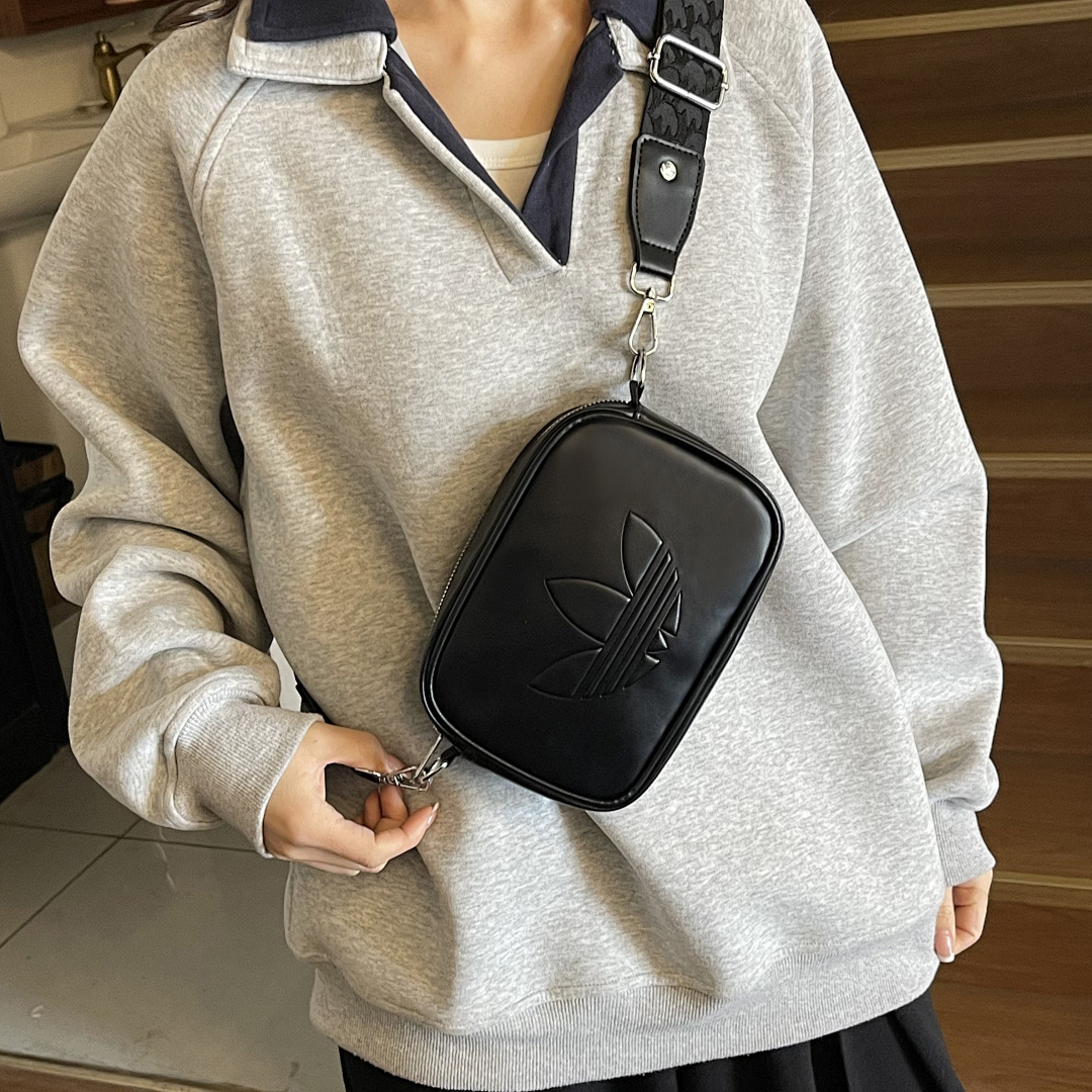 Adidas Mini Airliner · EA0673 — תמונה 32