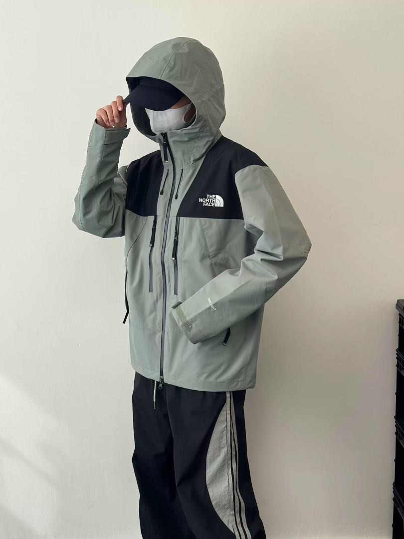 The North Face Chakal Jacket · LT52011 — תמונה 20