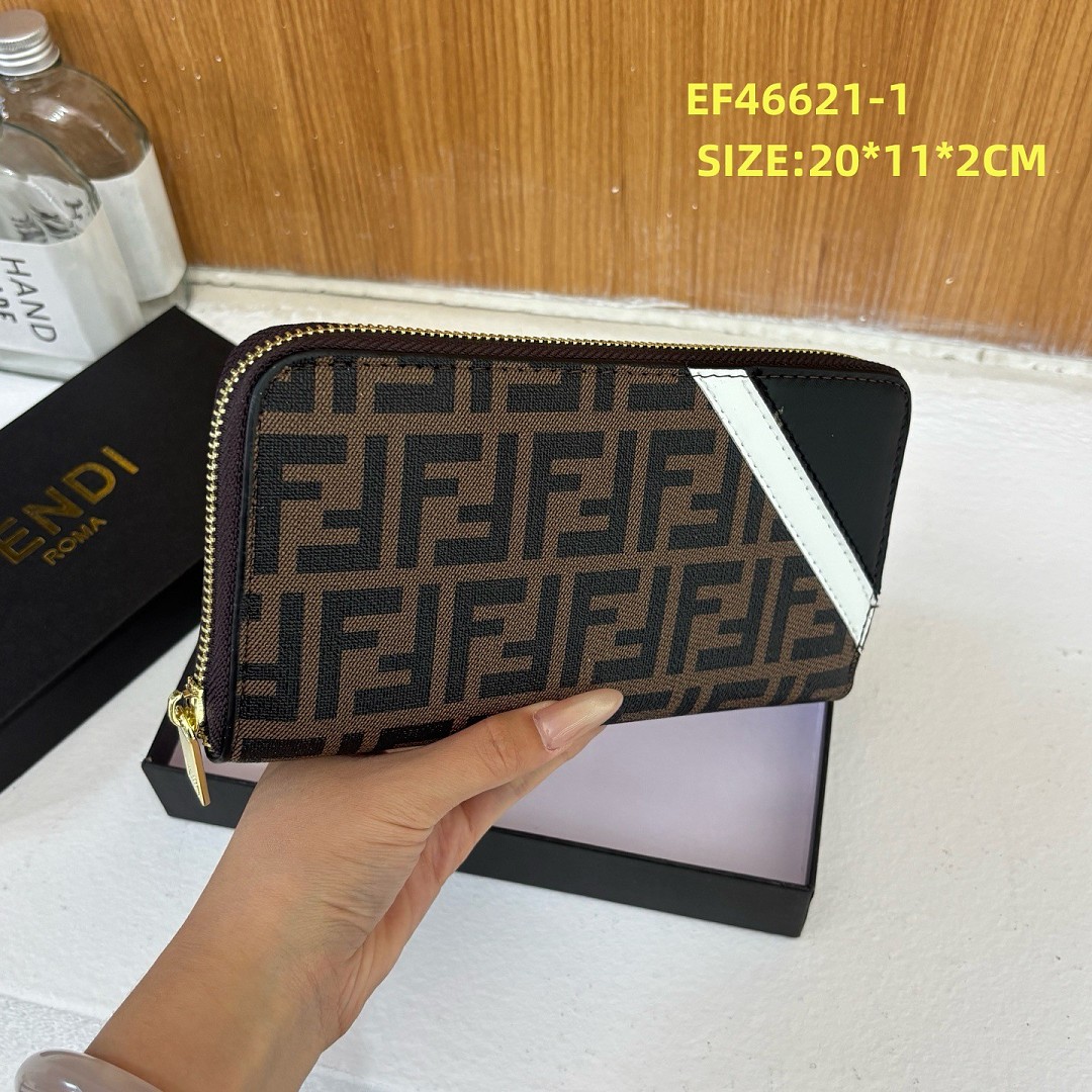 Fendi FF Squared Zip-Around · EF46621