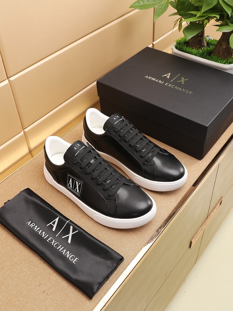 Armani Exchange — סניקרס · HA65849 — תמונה 23