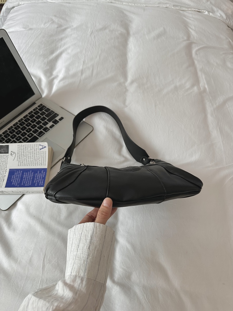 Adidas Originals Hobo PU Leather Bag · EA0750 — תמונה 13