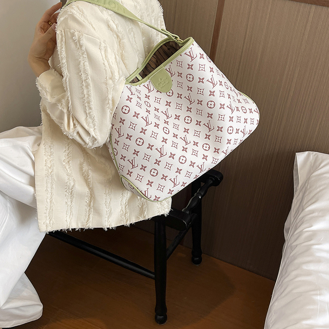 Louis Vuitton Delightful · EL6677 — תמונה 23