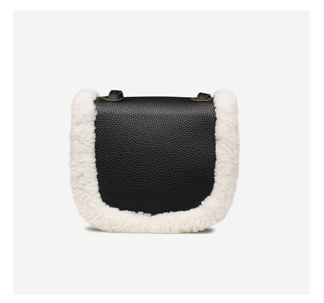 UGG Heritage Crossbody · WU29833 — תמונה 6
