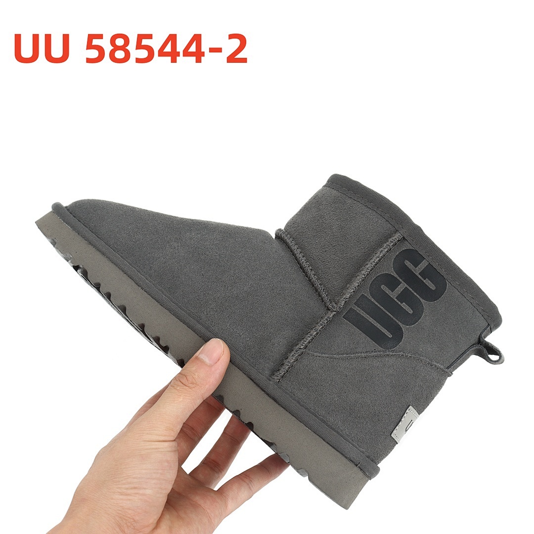 UGG Classic Mini Rubber Logo Boot · UU58544 — תמונה 2