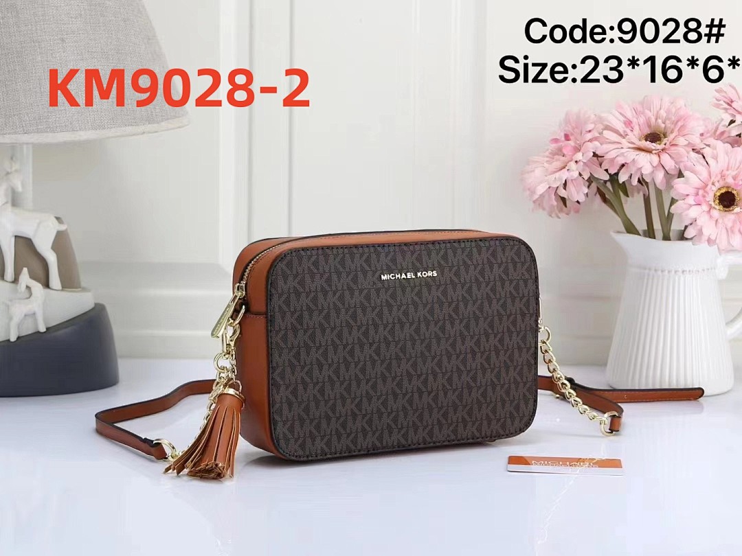 Michael Kors — תיק כתף וקרוסבודי · KM9028