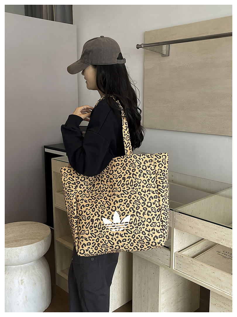 Adidas Leopard Tote · EA1203 — תמונה 26