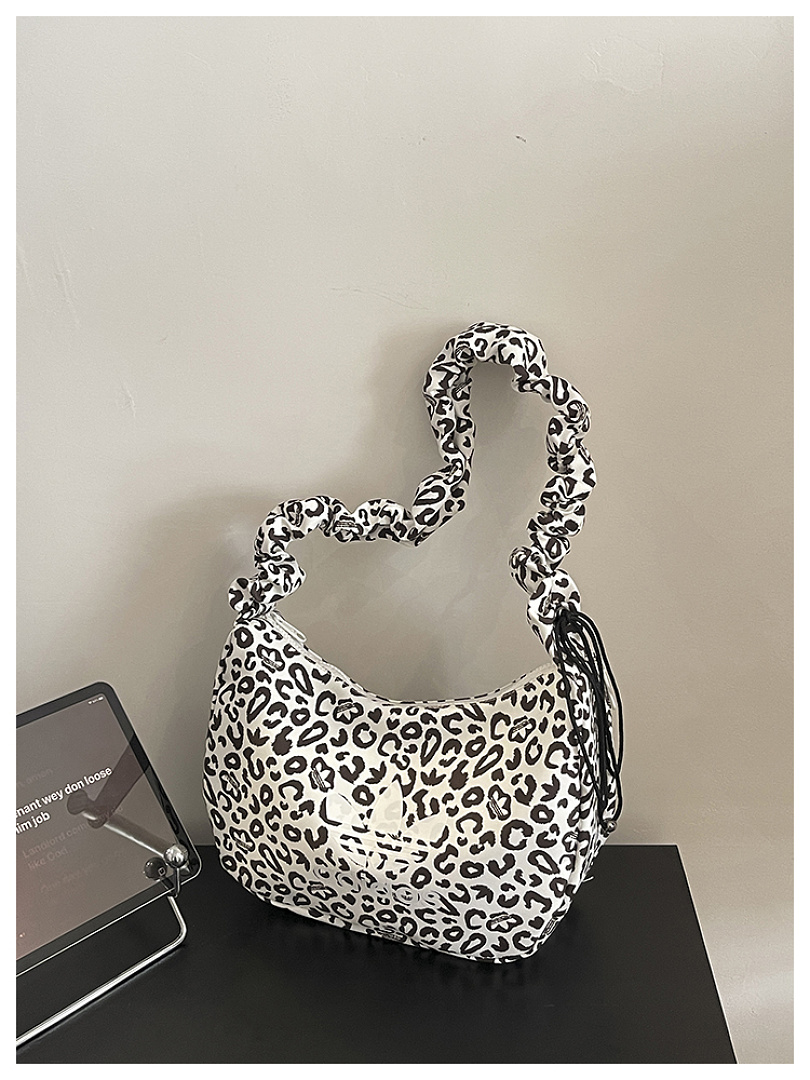 Adidas Leopard Small Shoulder Bag · EA1820 — תמונה 55