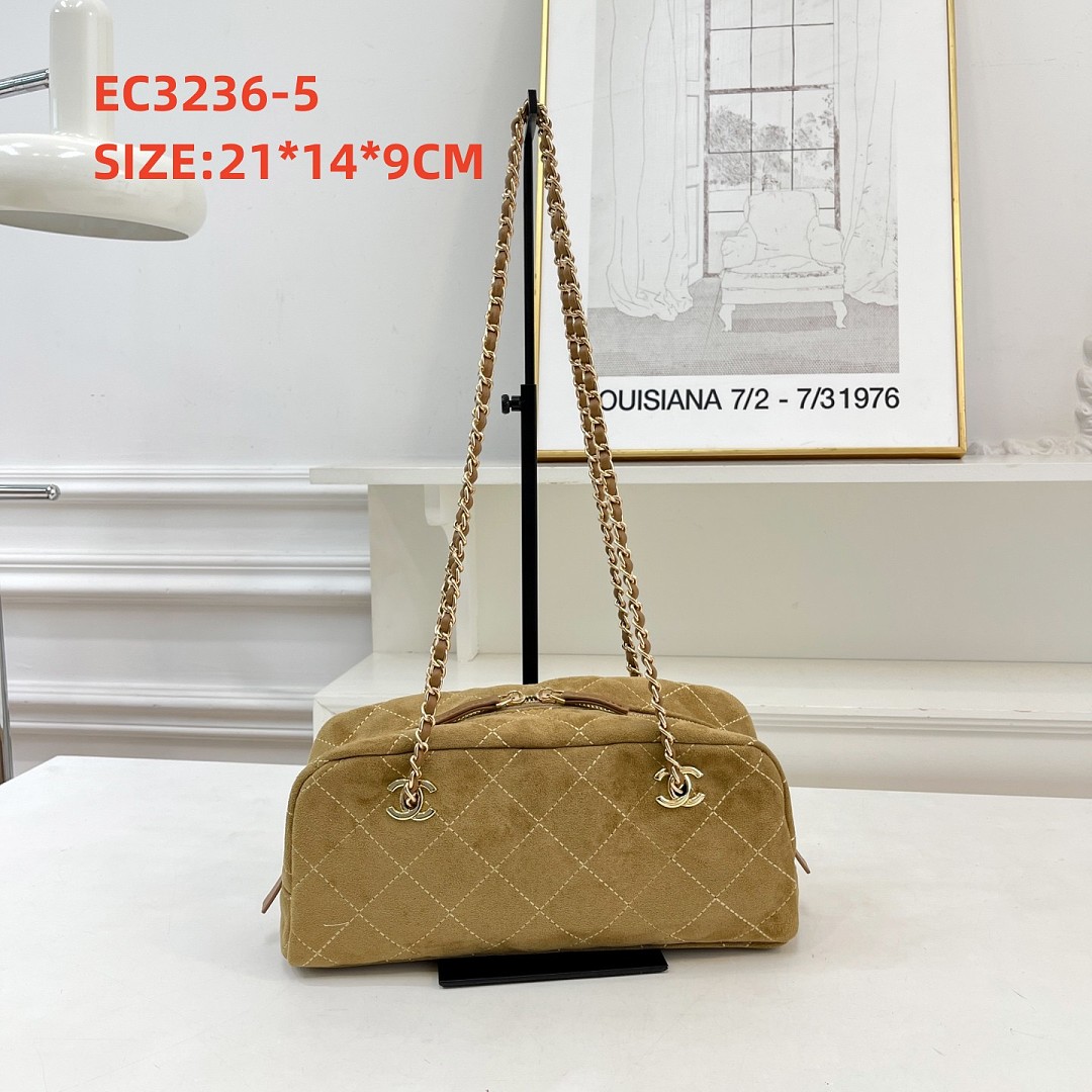 Chanel Camera Case · EC3236