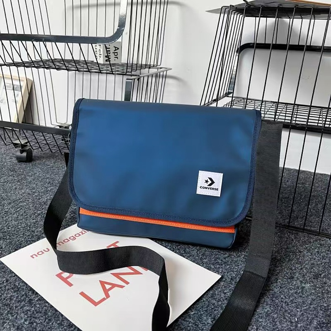 Converse Chuck Taylor Messenger Bag · EC04123 — תמונה 6