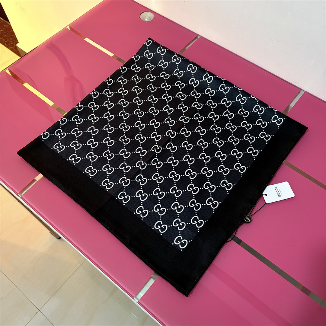 Gucci — מטפחת משי · SG50604 — תמונה 36