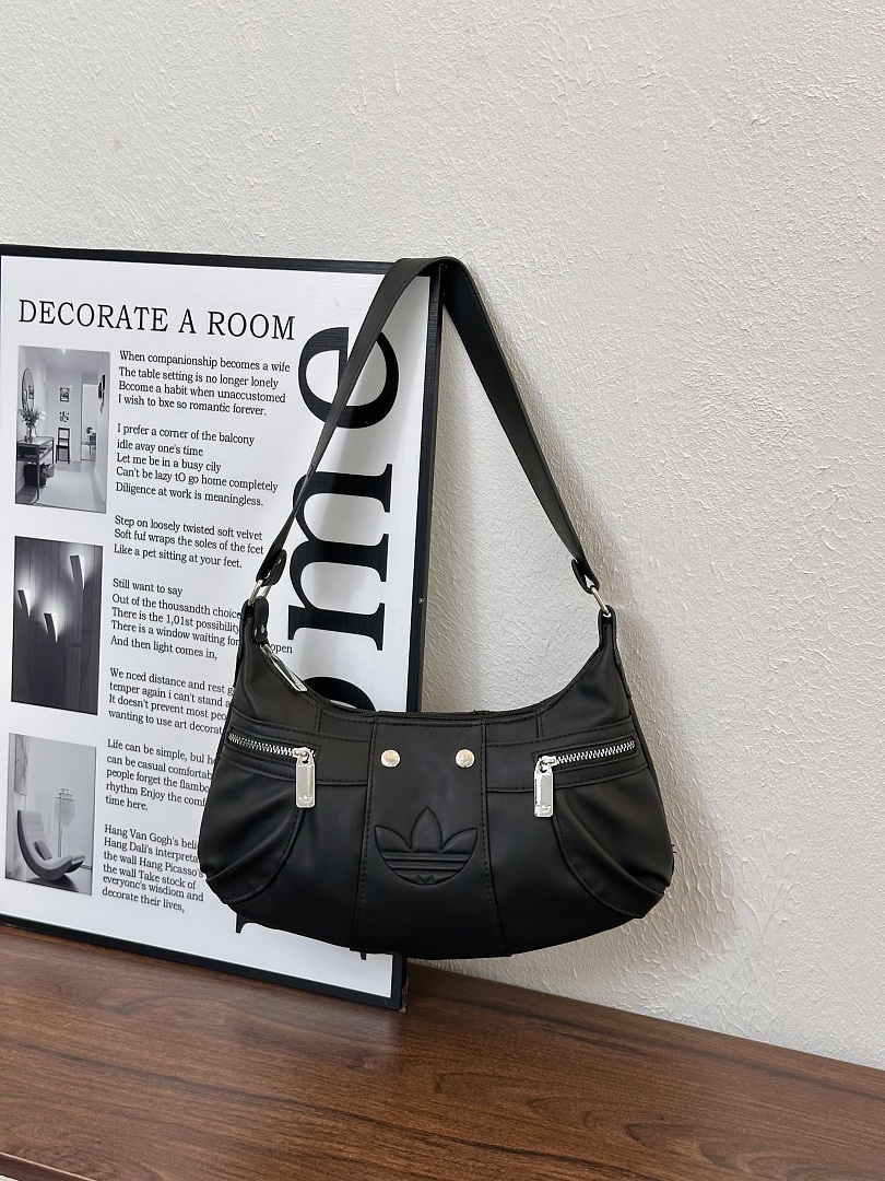 Adidas Originals Hobo PU Leather Bag · EA0750 — תמונה 31