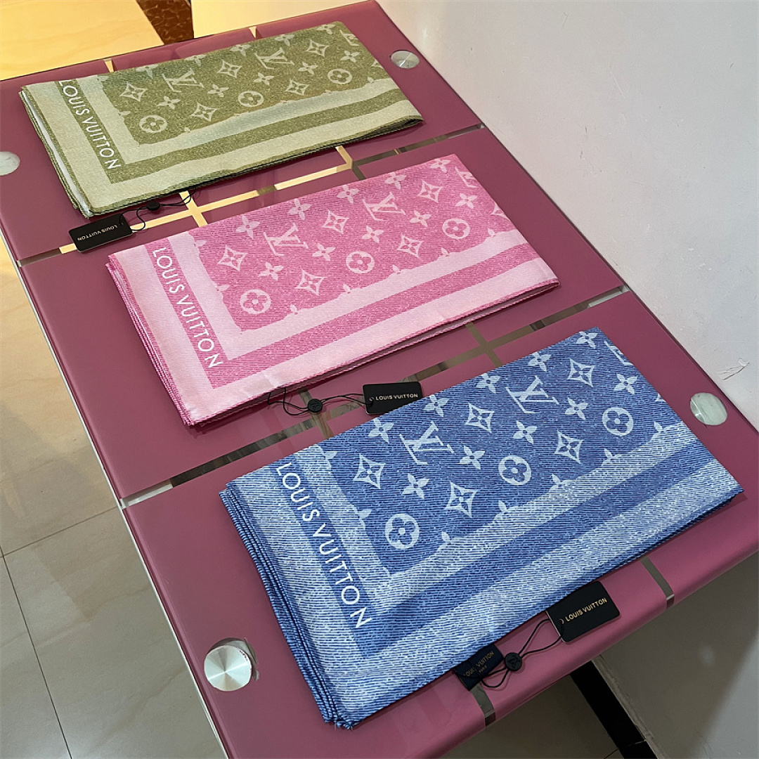Louis Vuitton LV Denim Stamp Square 90 · SL36905