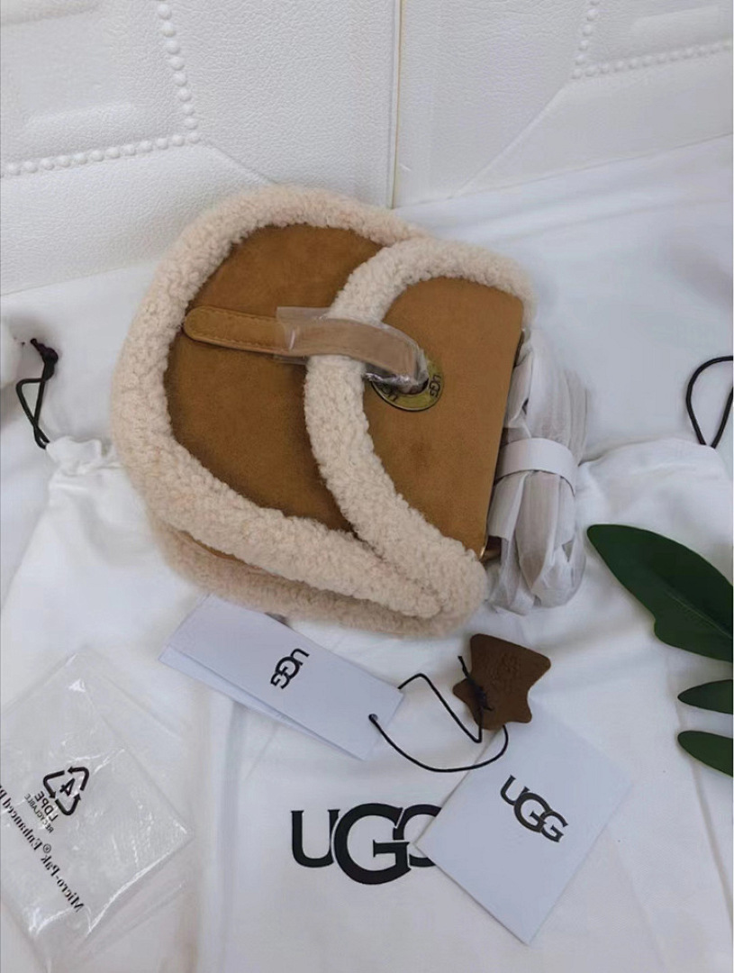 UGG Heritage Crossbody · WU29833 — תמונה 24