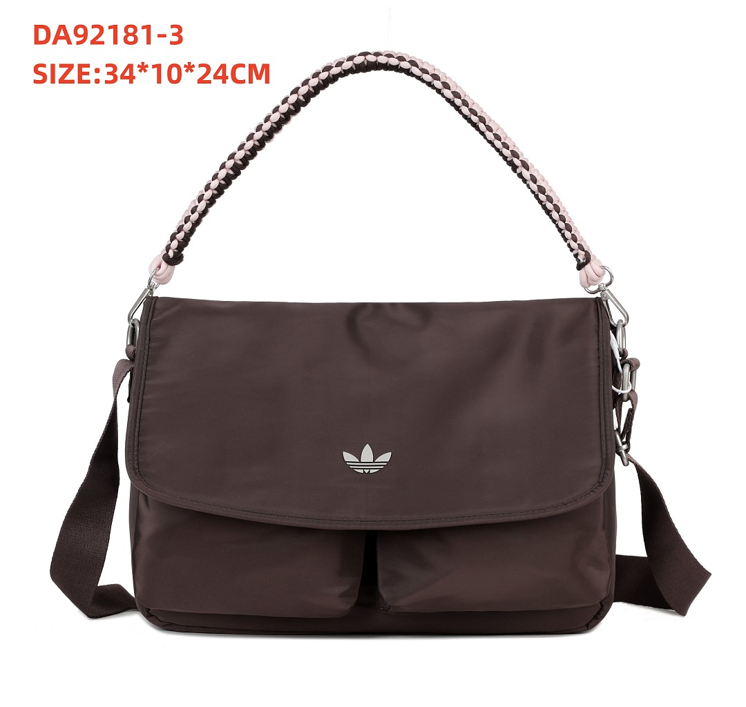 Adidas Adicolor Messenger Bag · DA92181
