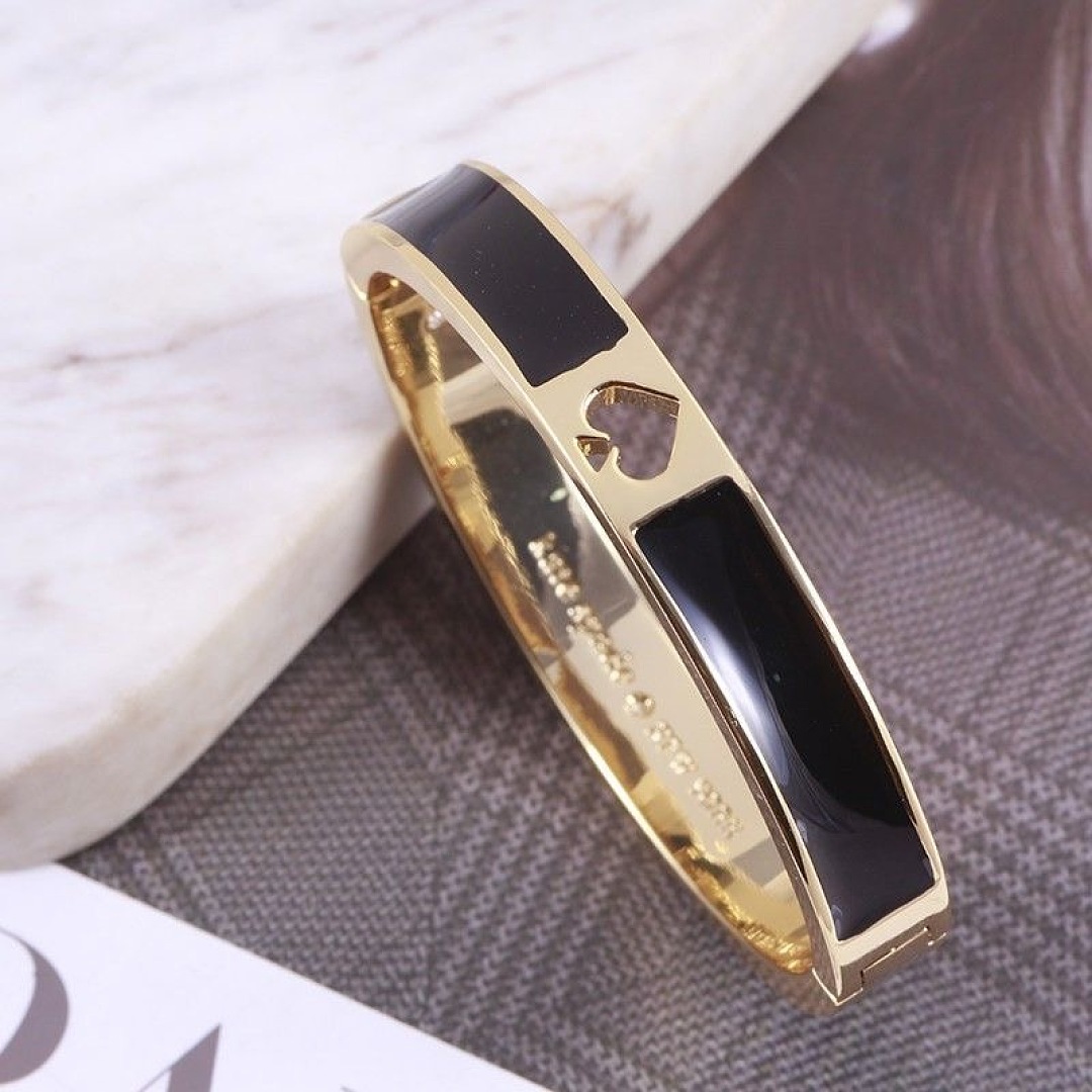 Kate Spade Hole Punch Spade Hinge Bangle · WK27409 — תמונה 17