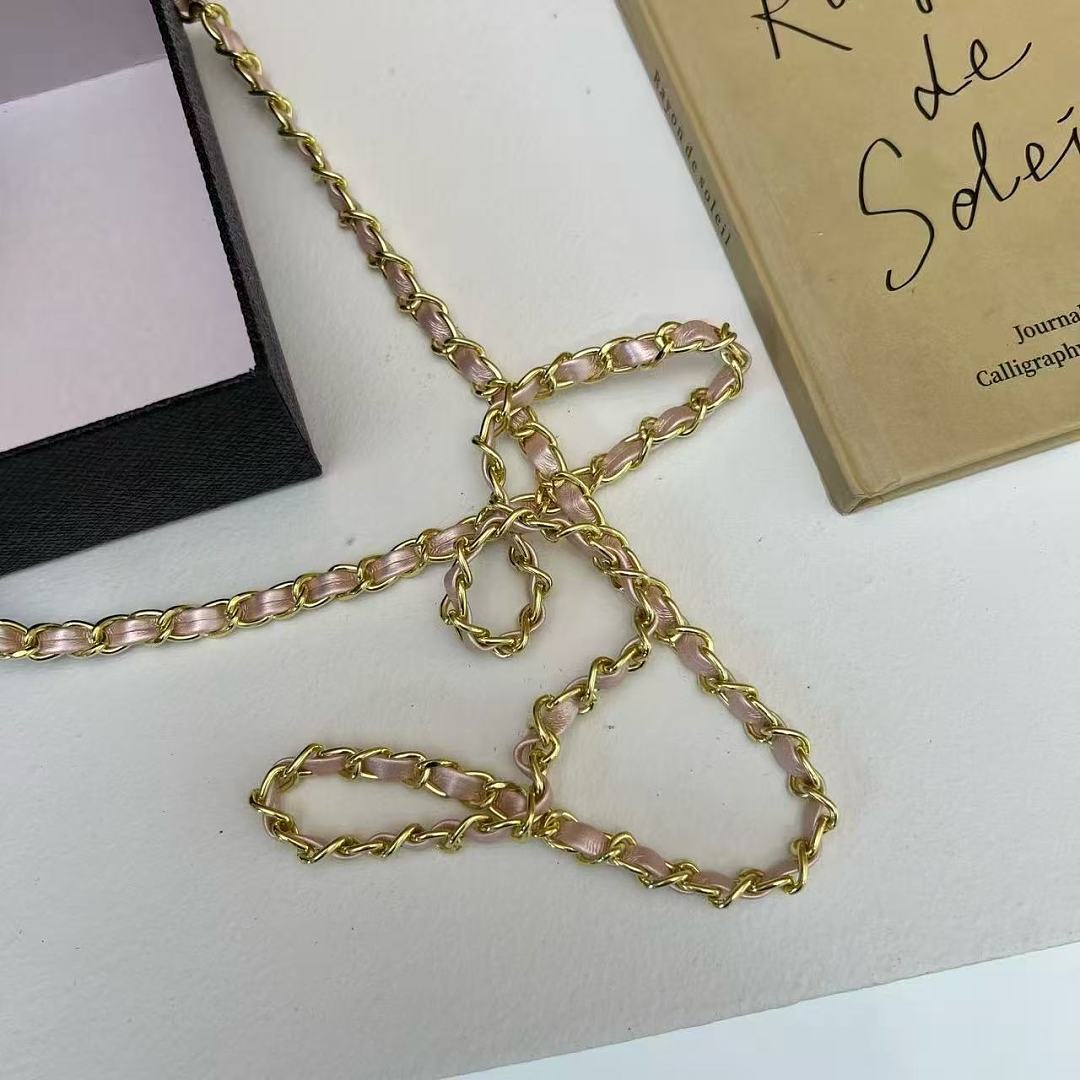 Chanel Phone Holder on Chain · EEC8075 — תמונה 9
