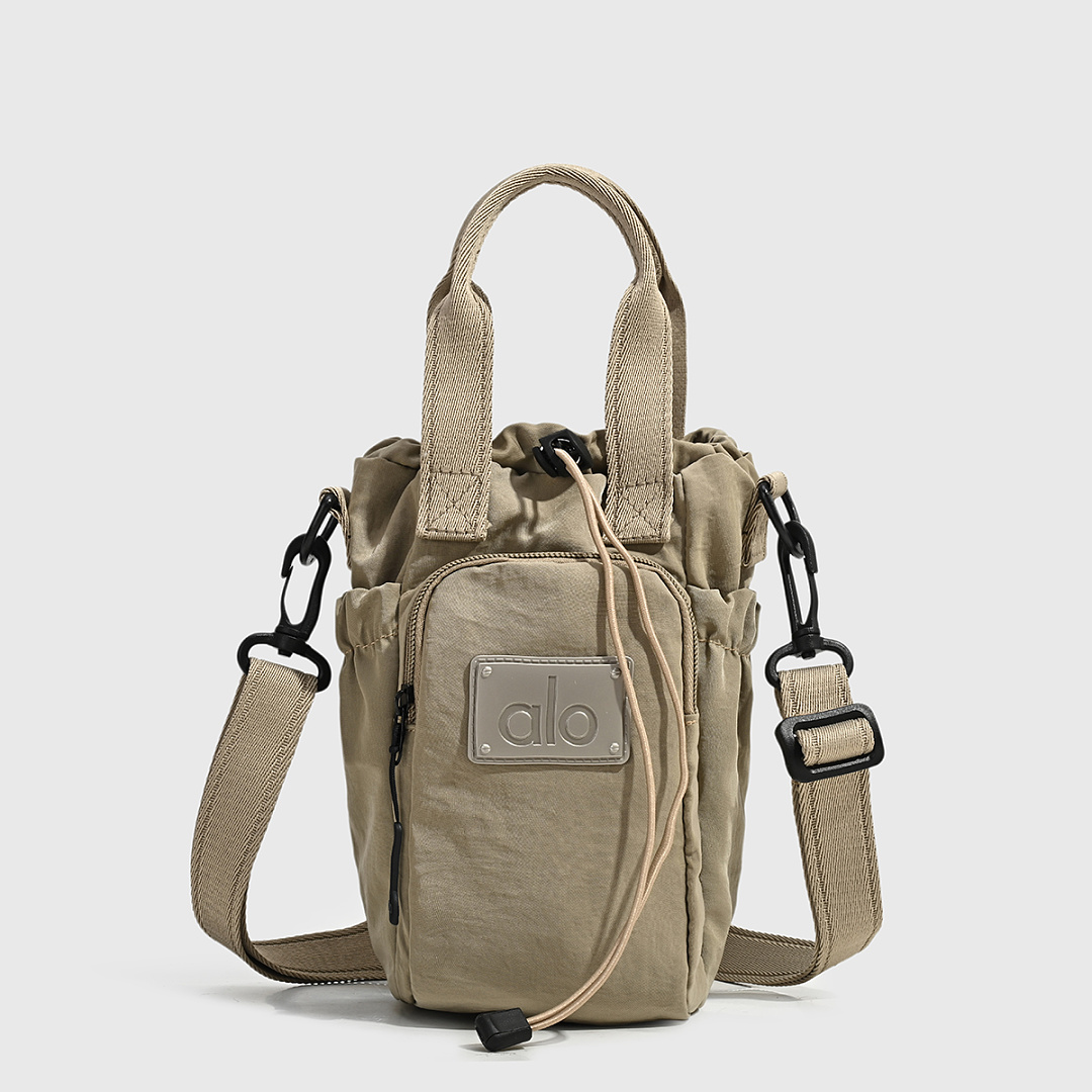Alo Yoga Cross Body Bucket Bag · WA12931 — תמונה 22
