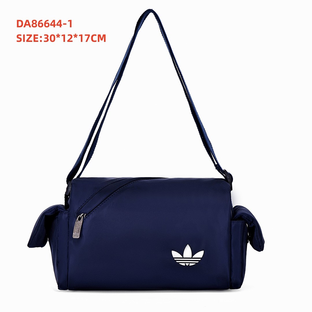 Adidas Adicolor Messenger Bag · DA86644