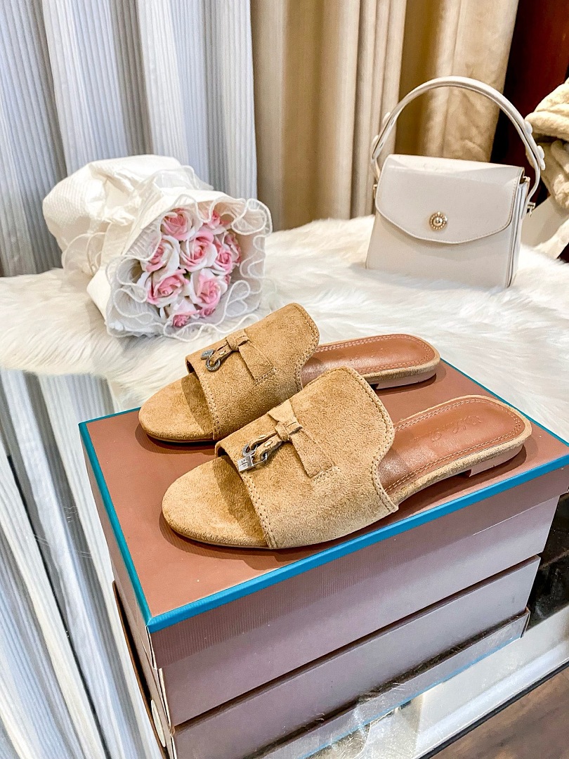 Loro Piana Summer Charms · WP95250 — תמונה 23