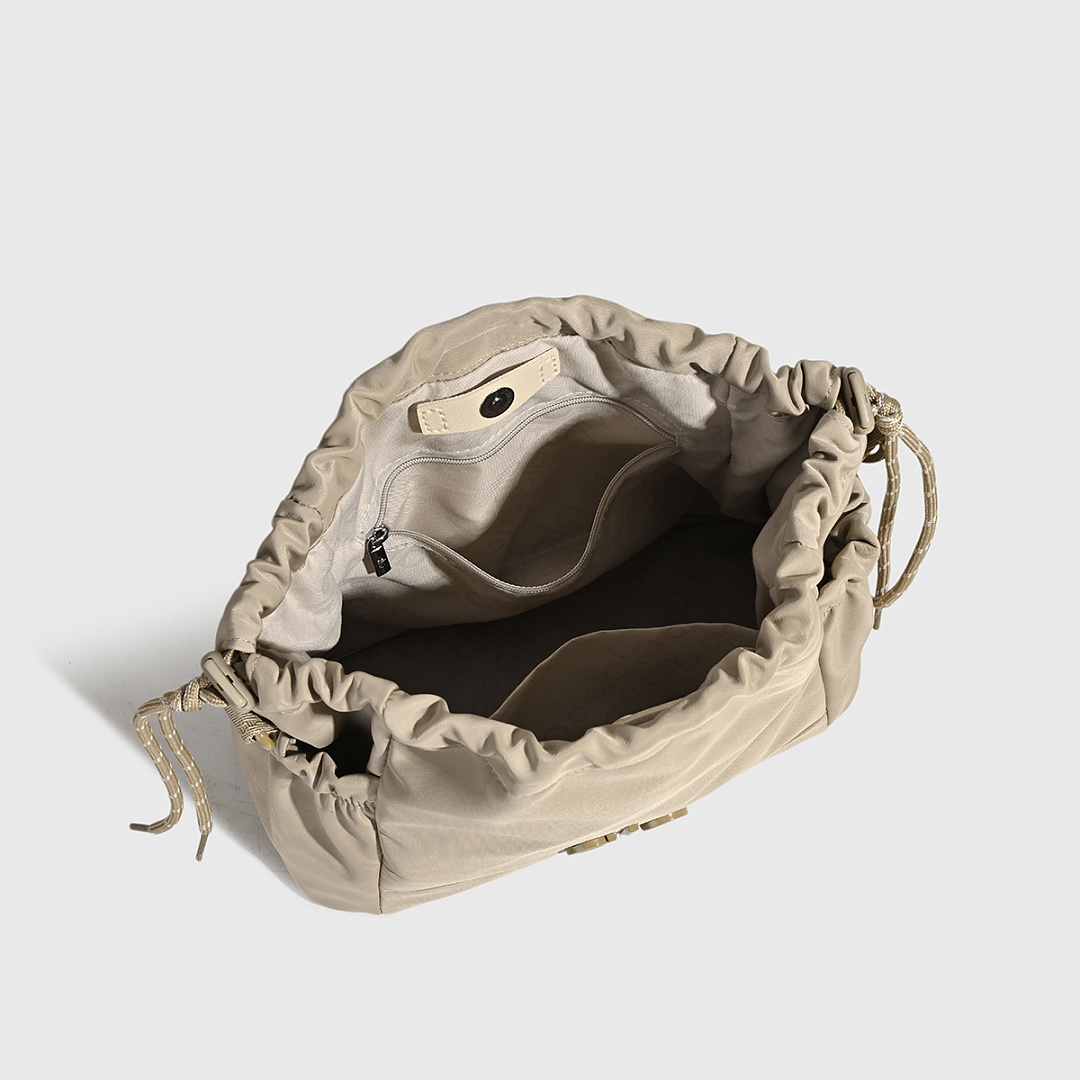 Alo Yoga Tactical Explorer Bucket Bag · WA14033 — תמונה 11
