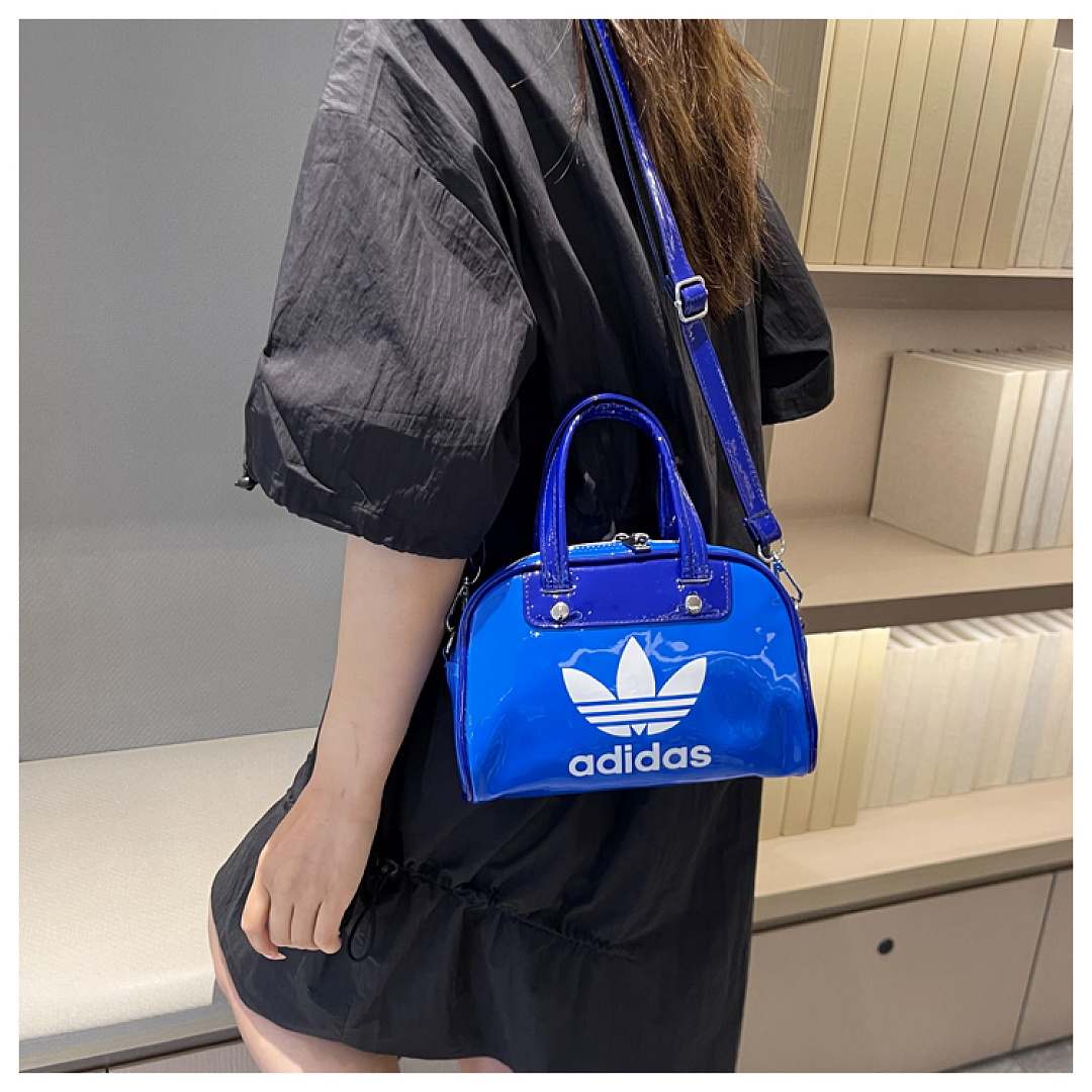 Adidas Adicolor Mini Bowling Bag · EA73628 — תמונה 10