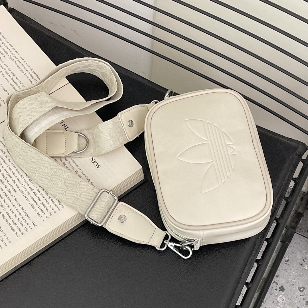 Adidas Mini Airliner · EA0673 — תמונה 7