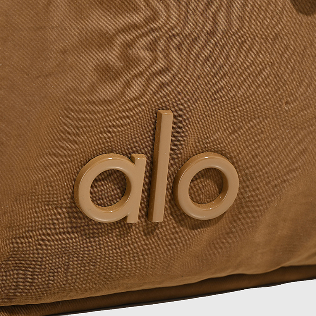 Alo Yoga Explorer Fanny Pack · WA12130 — תמונה 23