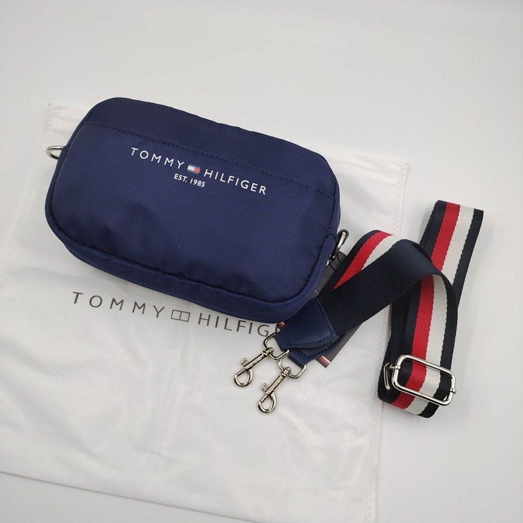Tommy Hilfiger Logo Tape Strap Camera Bag · WT17693 — תמונה 16