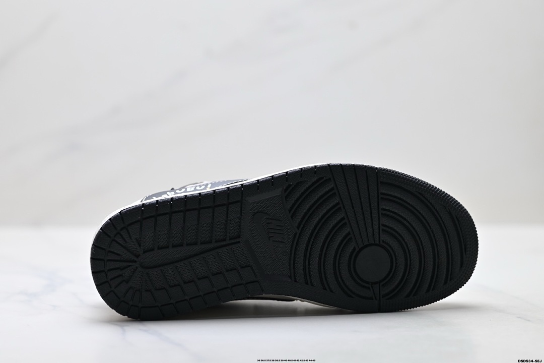 Nike Air Jordan 1 Low Travis · FN62534 — תמונה 2