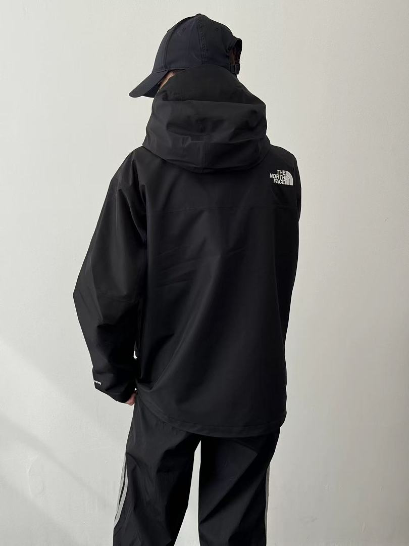The North Face Chakal Jacket · LT52011 — תמונה 27