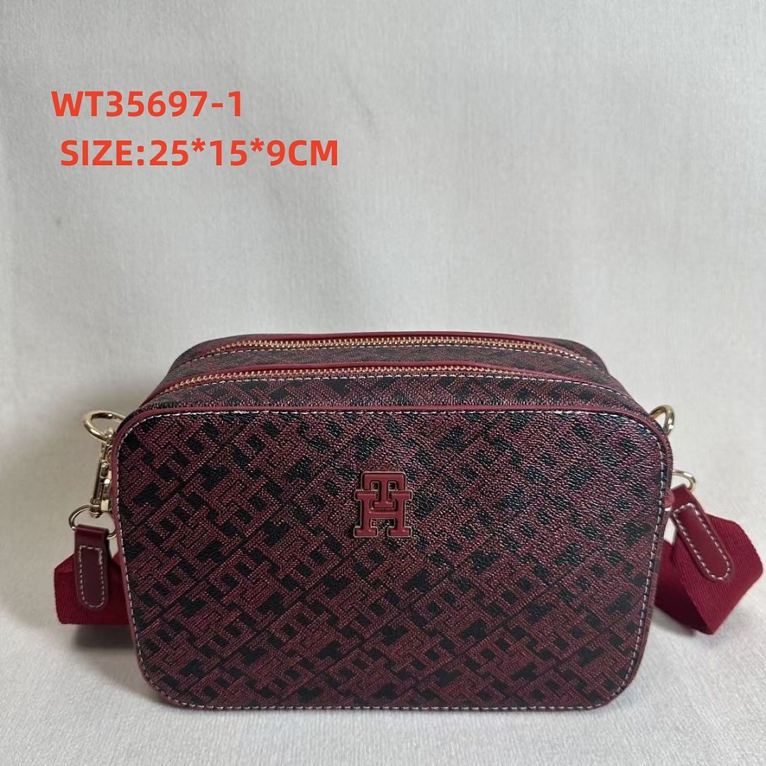 Tommy Hilfiger TH Monogram Camera Bag · WT35697 — תמונה 3