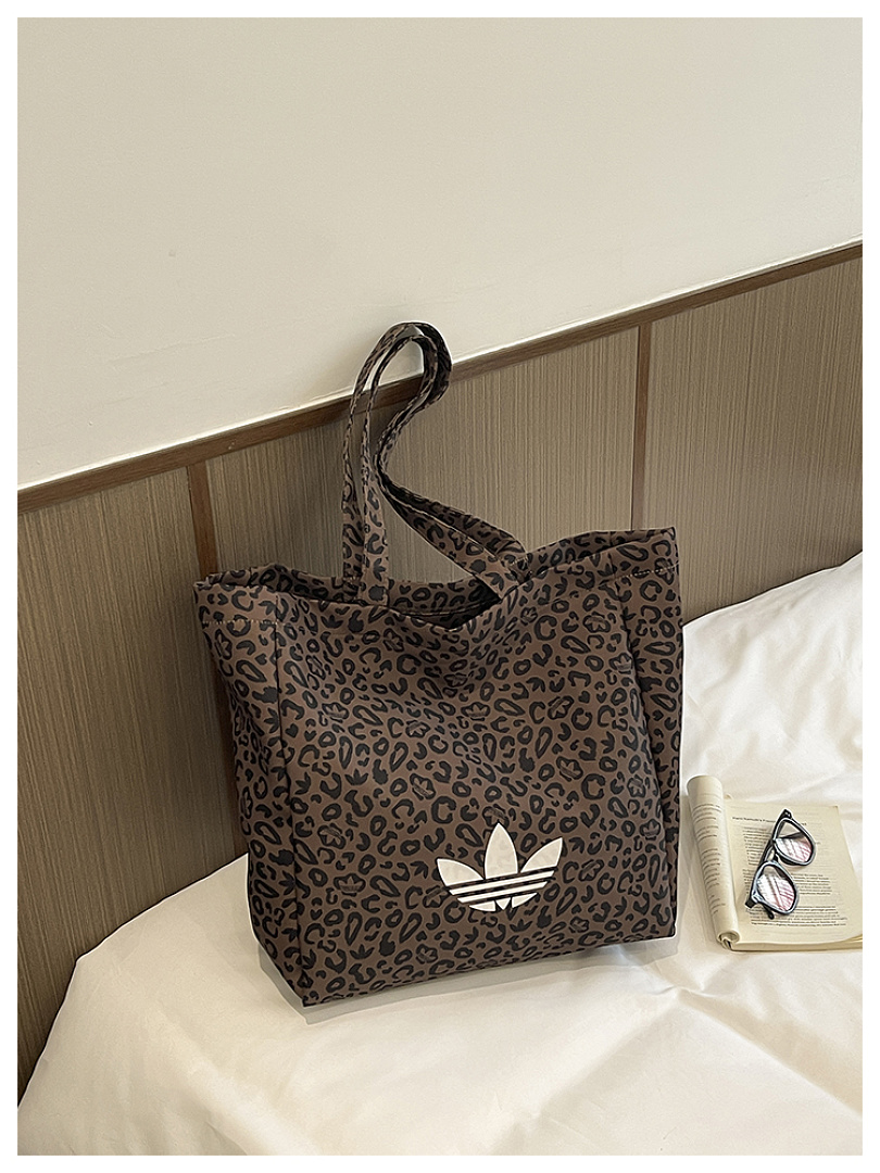 Adidas Leopard Tote · EA1203 — תמונה 46