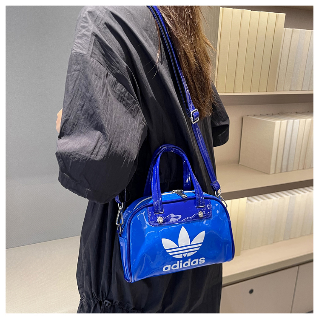 Adidas Adicolor Mini Bowling Bag · EA73628 — תמונה 11