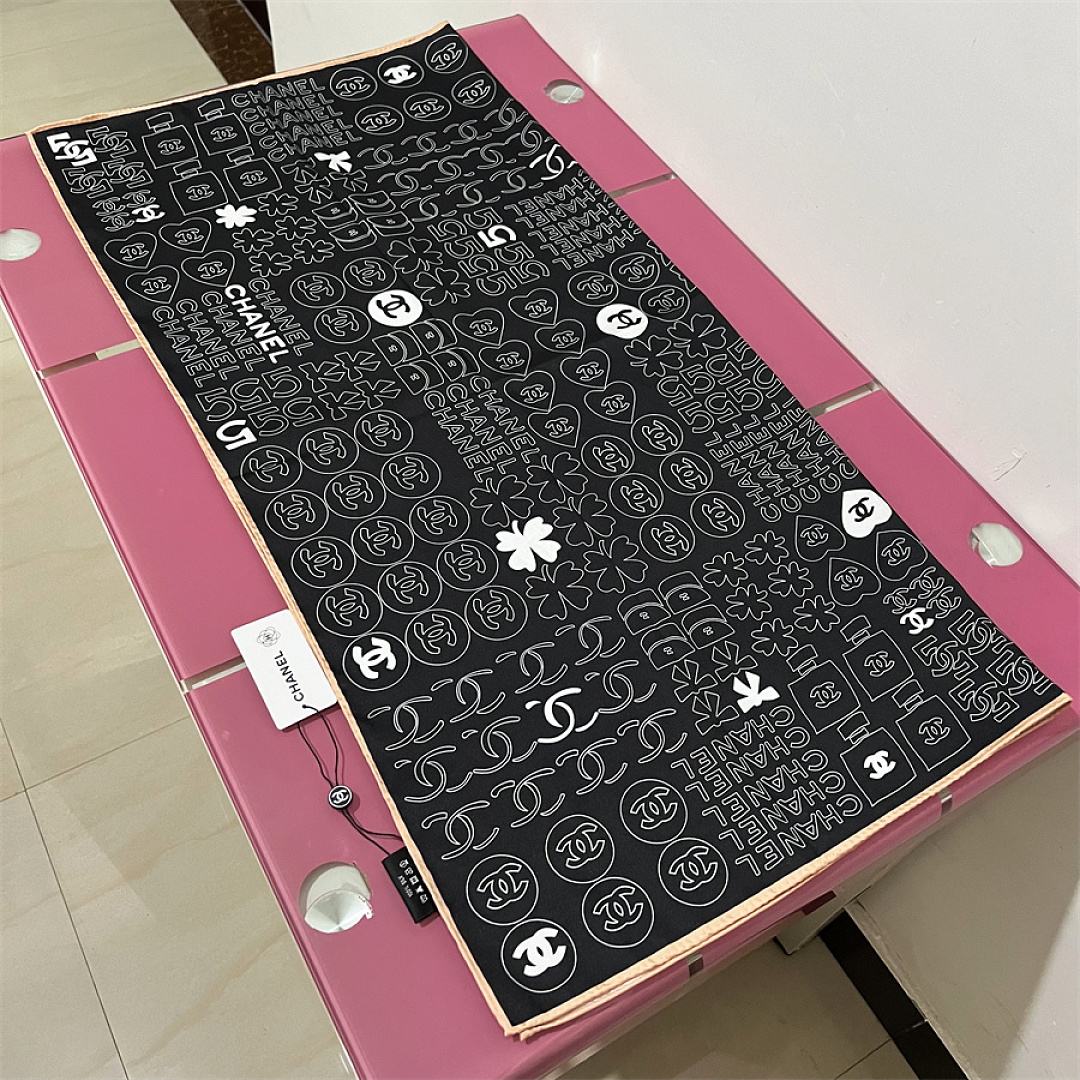 Chanel Silk CC Logo Bandeau Scarf · SC30750 — תמונה 10