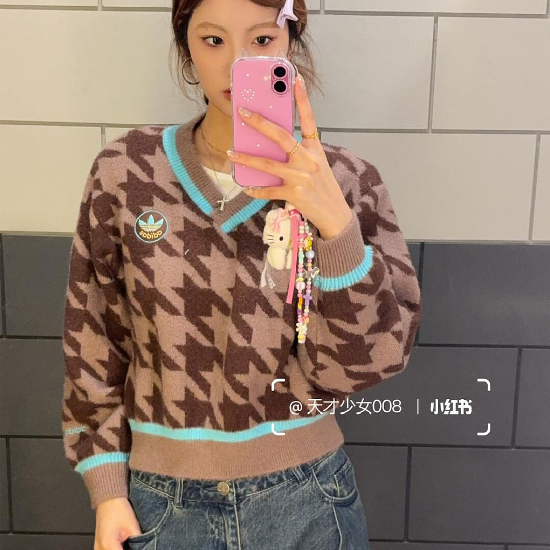Adidas Houndstooth Sweater · LA2687 — תמונה 8