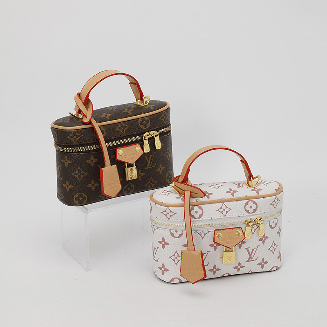 Louis Vuitton Micro Vanity Case · EL6676 — תמונה 45