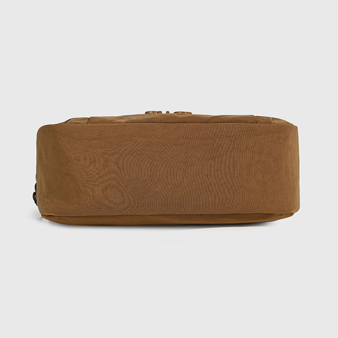 Alo Yoga Explorer Fanny Pack · WA12130 — תמונה 15
