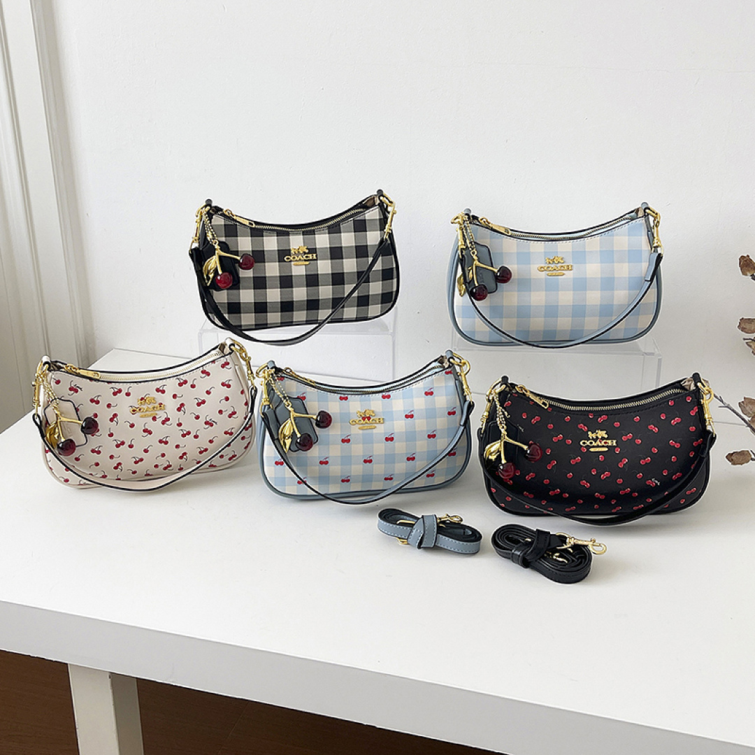Coach Nolita 19 With Gingham Print · EC6669 — תמונה 10