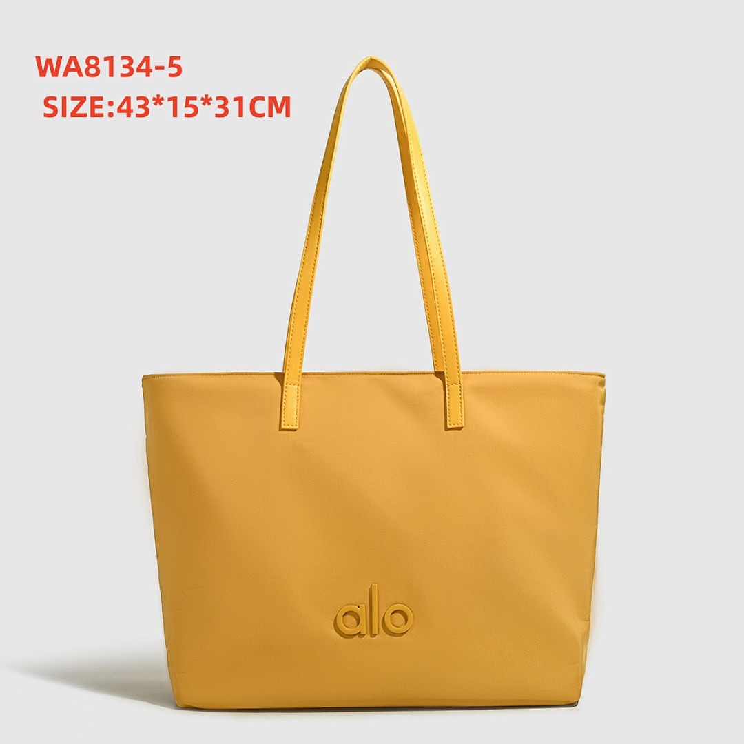 Alo Iconic Studio Tote · WA8134 — תמונה 3