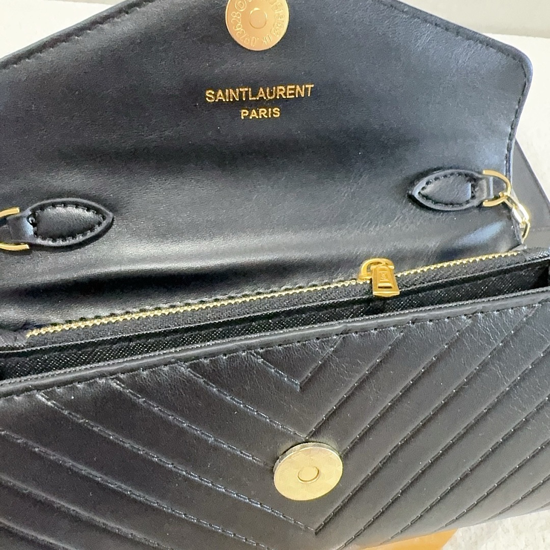 Saint Laurent Cassandre · EY2316 — תמונה 3
