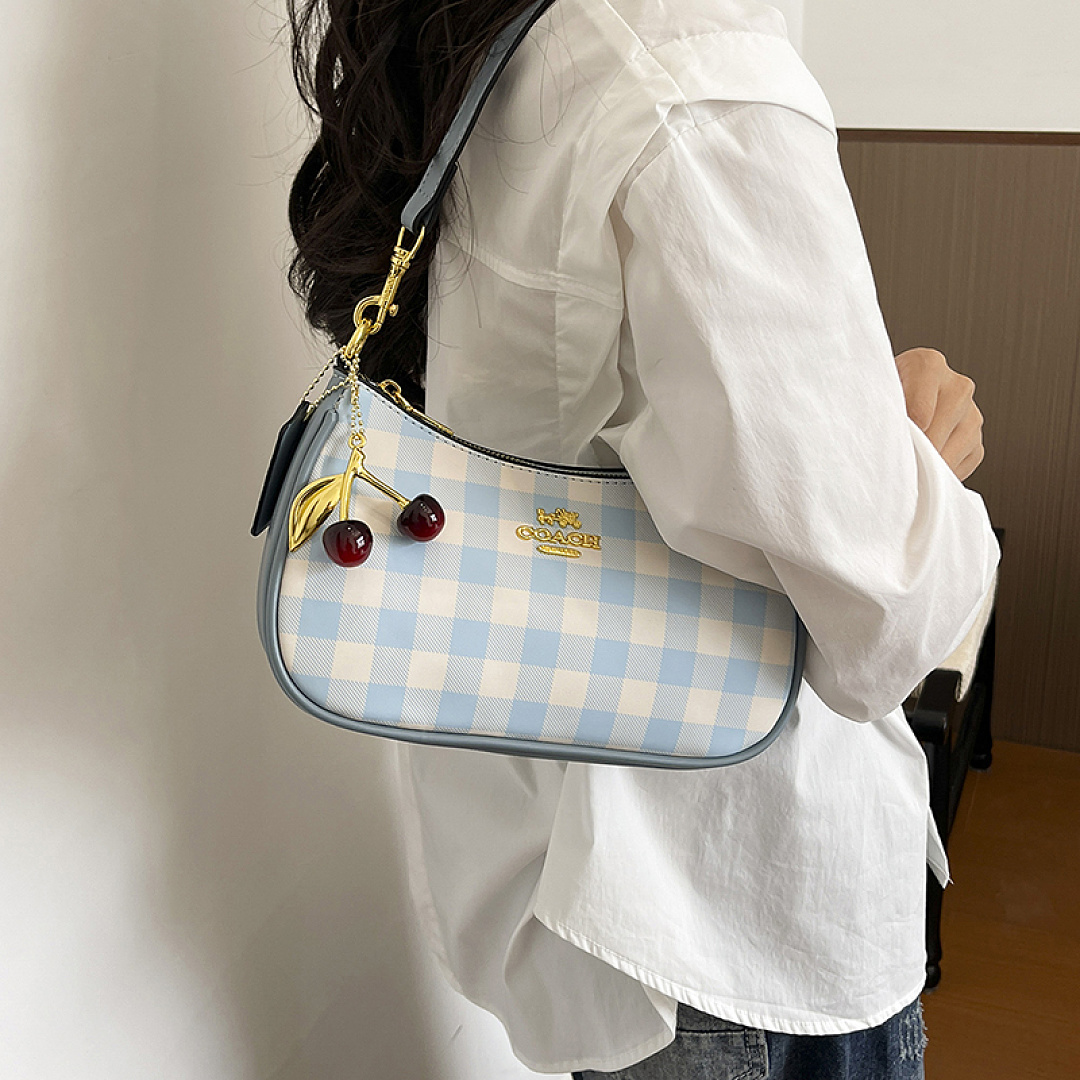 Coach Nolita 19 With Gingham Print · EC6669 — תמונה 23