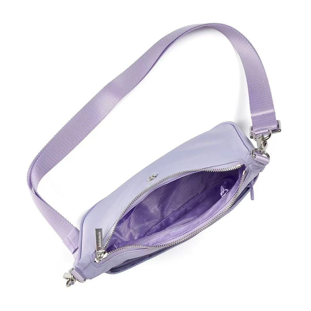 Lululemon City Essentials Shoulder Bag · WL25575 — תמונה 4